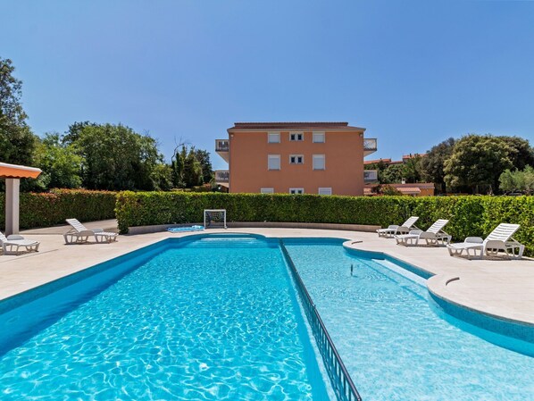 Schwimmbad des Ferienhauses