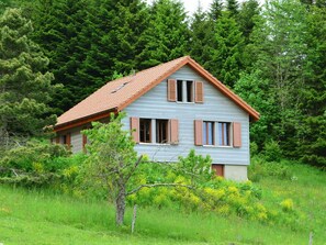 Plante, Fenêtre, Bâtiment, Vert, Arbre, Maison, Paysage Naturel, Bois, Lot Terre, Zone Rurale