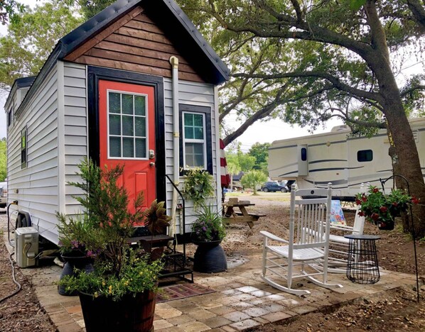 Welcome to the Lemon Tree Tiny House! A whimsical one of a kind vacation stay! 
