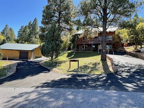 Plenty of trailer parking. Upper driveway is steep. Lower driveway is flat. 