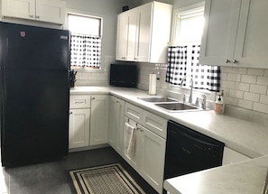 Newly renovated kitchen with plenty of amenities.  