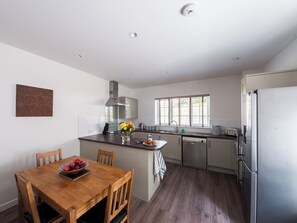 Open plan living space | Beech Cottage - Woodside Stables, Carkeel, near Saltash
