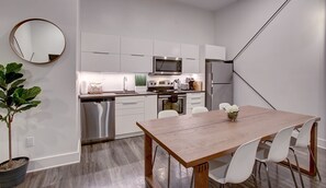 Kitchen / Dining