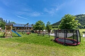 Gasthof-Ferienwohnungen Dürrlehen (DE Berchtesgaden) - Stanger Michael - 13011-Spielplatz