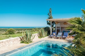 heated swimming pool - ecolodge 