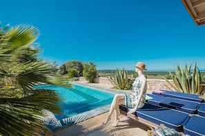 piscine chauffée vue mer