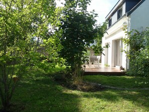 Eigentum, Haus, Baum, Zuhause, Gras, Garten, Grundeigentum, Gebäude, Gehölz, Die Architektur