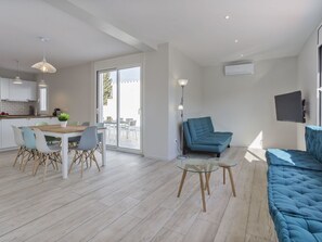 Pièce, Propriété, Meubles, Sol, Bâtiment, Design Intérieur, Maison, Parquet, Table, Salon