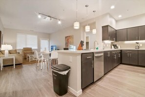 North Peninsula Menlo Park 2 Bedroom Kitchen