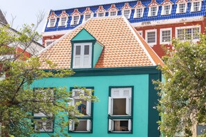 Esterni