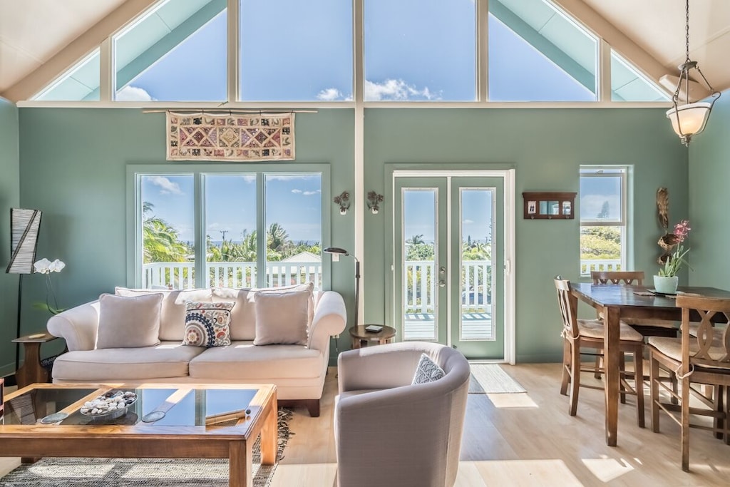 Bright interior of a vacation rental close to the most exciting Big Island activities