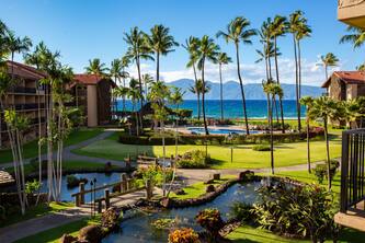 Papakea C303 Remodeled Luxury Oceanfront in Kahana