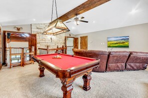 Billard table in the family game room