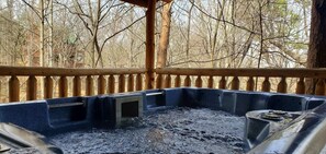 Hot Tub on the back Deck