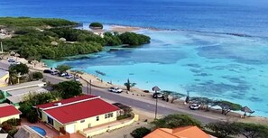 Mangel Halto area, a secret paradise of the locals. The red roof is where we are