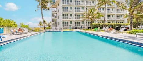 Wyndham Sea Gardens_1.jpg