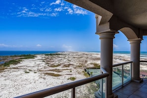 Amazing unobstructed views of the National Seashore, Santa Rosa Sound, and the Gulf