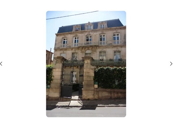 Hotel Particulier "Le Raspail" avec son jardin attenant. 