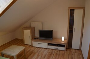 Ferienwohnung Watzmann, für 4 Personen-Wohnzimmer