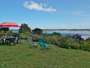 Cloud, Sky, Water, Plant, Chair, Natural Landscape, Tree, Outdoor Furniture, Grass, Leisure