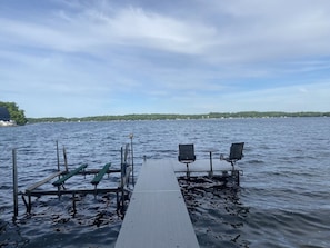 Dock has a boat lift for up to a 18.5ft boat