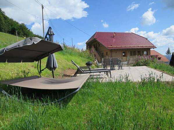 Eigentum, Ländliches Gebiet, Grundstueck, Haus, Gras, Hütte, Grundeigentum, Baum, Landschaft, Zuhause