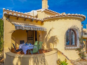 Bleu, Maison, Propriété, Domicile, Bâtiment, Architecture, Bleu Majorelle, Immobilier, Façade, Toit