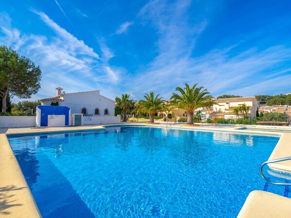 Schwimmbad, Eigentum, Resort, Grundeigentum, Haus, Urlaub, Gebäude, Freizeit, Wasser, Estate