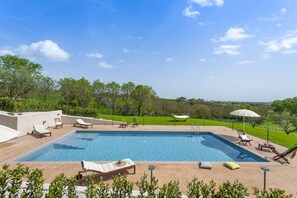 Holiday Home Swimming Pool