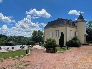 Extérieur