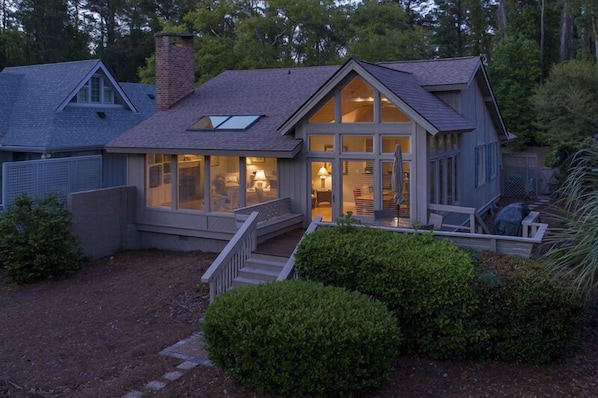 Heritage Hideaway - Pet-Friendly Vacation House in Hilton Head - Heritage Week - Golf Views