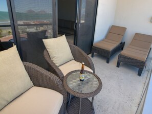 La Hacienda Vacation rental Casa Playa Vista - living room balcony