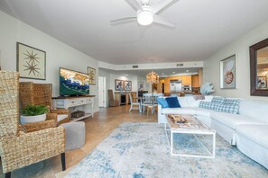 Caribe Resort D211 Living Room