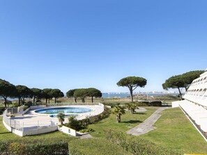 Ombre, Balcon, Hôtel, Villa, Recours, Mobilier De Jardin