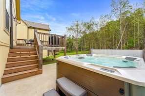 Private hot tub just outside!