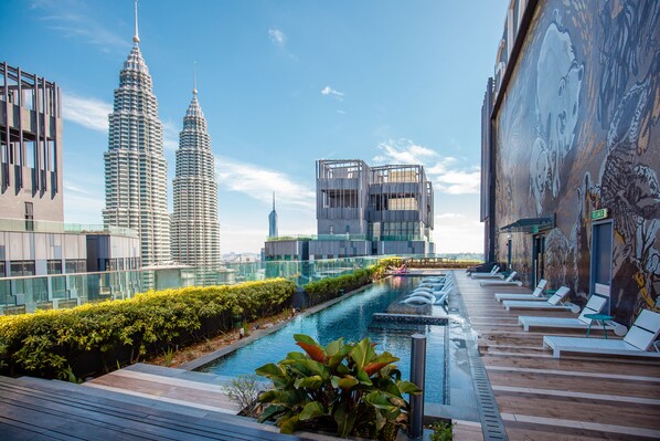Rooftop pool