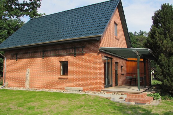 Haus Reh mit überdachter Terrasse
