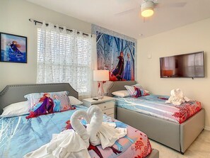 Fresh and bright environment for rest or entertainment.