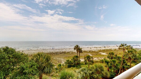 Panoramic Oceanfront Views of the Atlantic Ocean