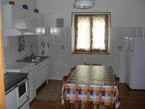 Kitchen area