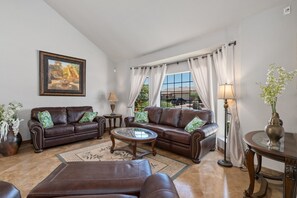 Beautifully decorated living room with gorgeous leather furnishings