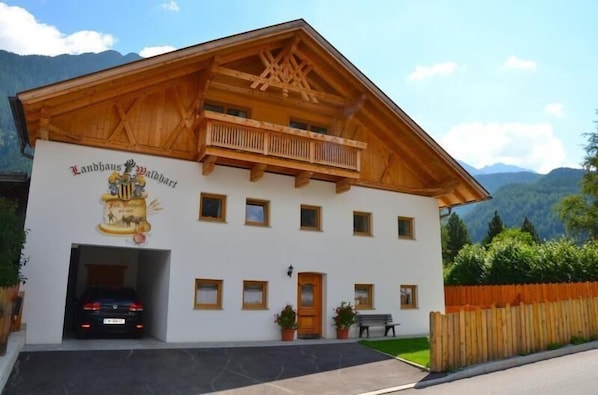 Außenansicht des Gebäudes. Landhaus Waldhart
