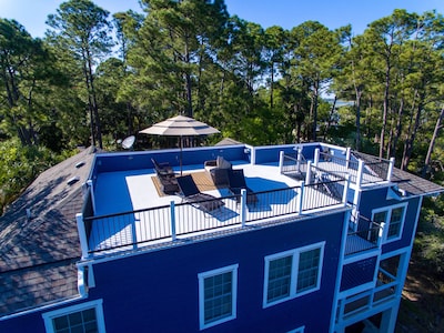 Waterfront Luxe w/ Rooftop Deck & Elevator at a Great Price