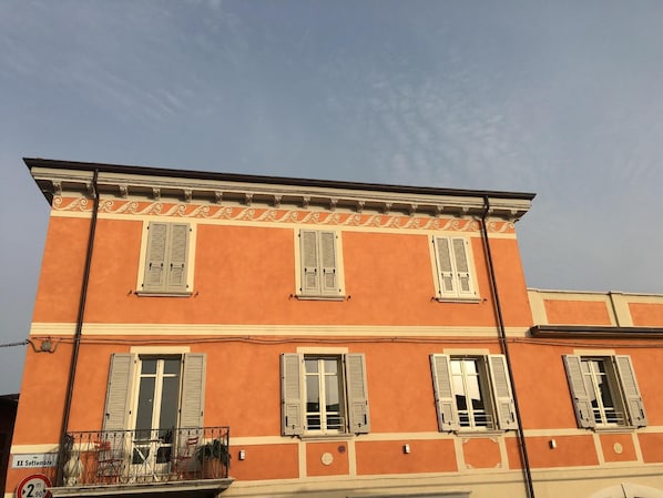 Vue extérieure du bùtiment