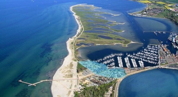 Das Strandresort in Heiligenhafen - eingebettet zwischen Ostsee, Binnensee und Yachthafen