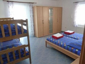 Schlafzimmer 1. Ansicht