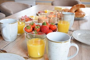 Breakfast meal