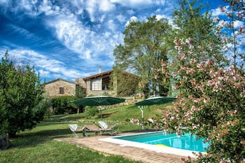 Holiday apartment San Venanzo for 1 - 6 persons with 2 bedrooms - Farmhouse