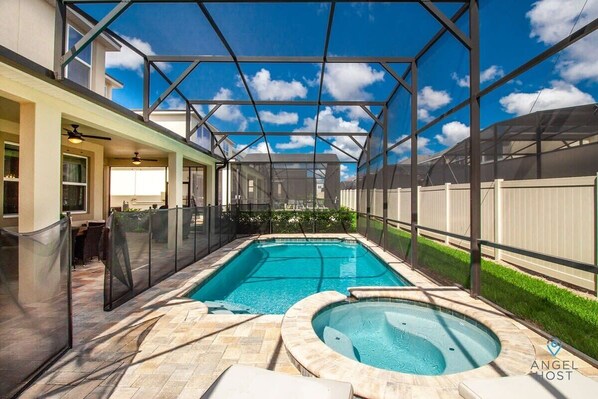 Private Pool in unit!