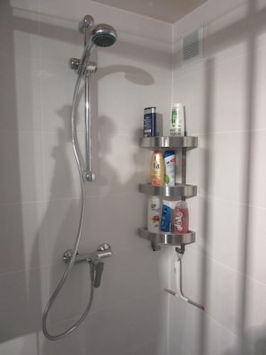 Bath/Shower